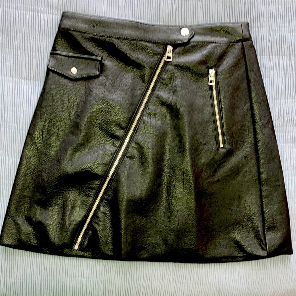 Black Pleather H&M mini skirt